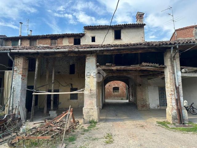 Rustico in vendita a Seniga, Lombardia