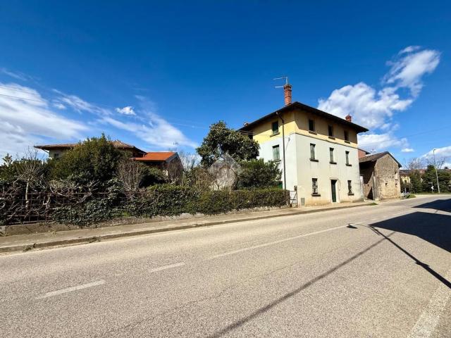 Rustico in vendita a Lestizza, Friuli-Venezia Giulia
