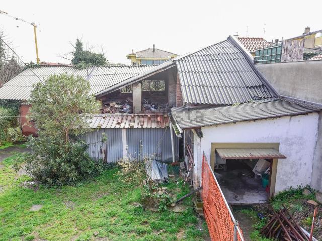 Rustico in vendita a Seveso, Lombardia