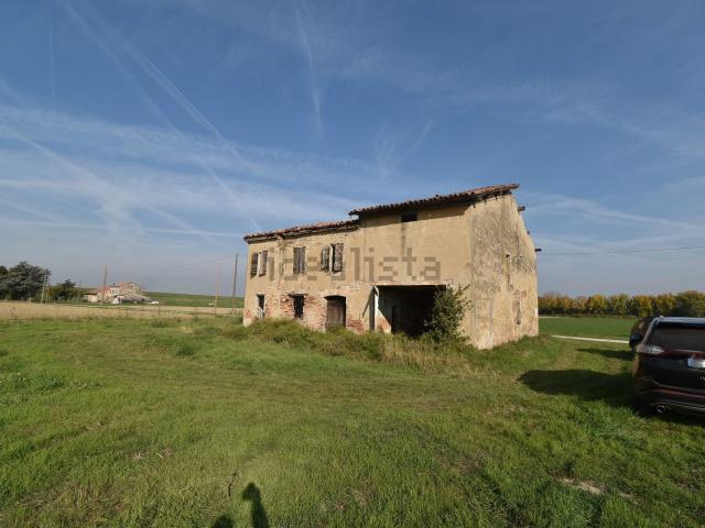 Rustico in vendita a Bassa Reggiana, Re