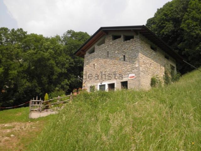 Rustico in vendita a Comunità Montana della Valle Brembana, Costa Di Serina