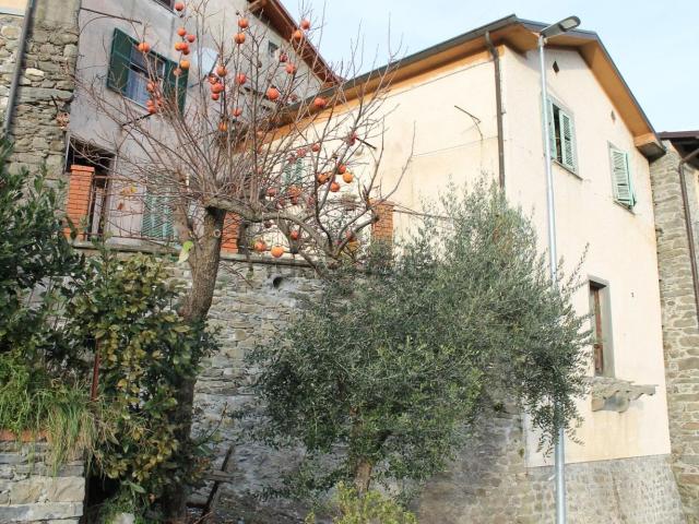 Rustico in vendita a Vignolo di Lusignana, Filattiera