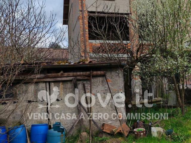 Rustico in vendita a Gandino, Lombardia