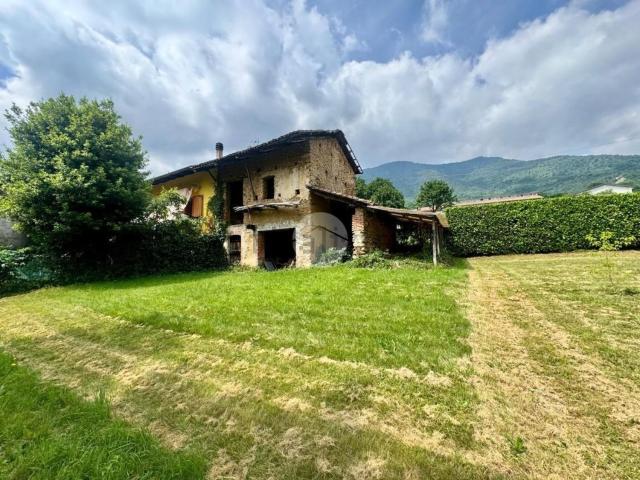 Rustico in vendita a Unione Montana di Comuni delle Valli di Lanzo, Ceronda e Casternone, Piemonte