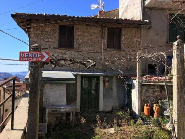Rustico in vendita a Pereto, Abruzzo