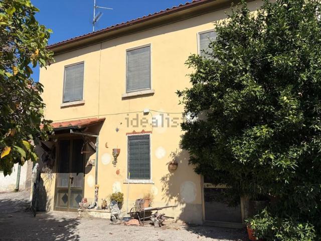 Rustico in vendita a Filettole, Vecchiano