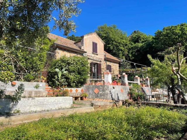 Rustico in vendita a Cefalù, Sicilia