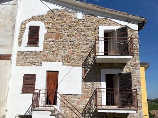 Rustico in vendita a Gropparello, Reggio Emilia