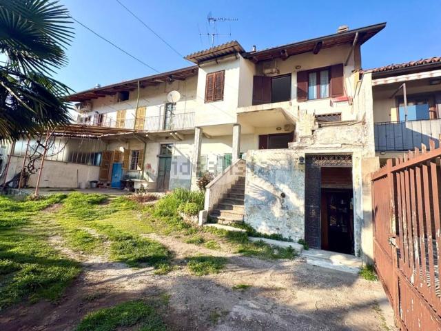 Rustico in vendita a Cornaglio, Piemonte