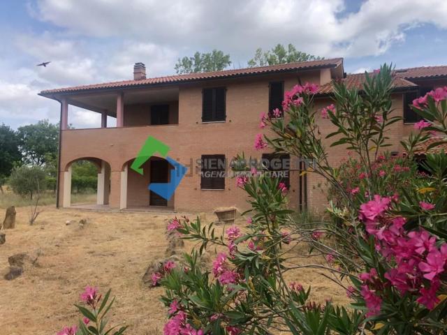 Rustico in vendita a Due Ponti, Siena