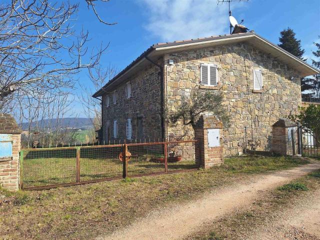 Rustico in vendita a Serralta Vecchia, Marche