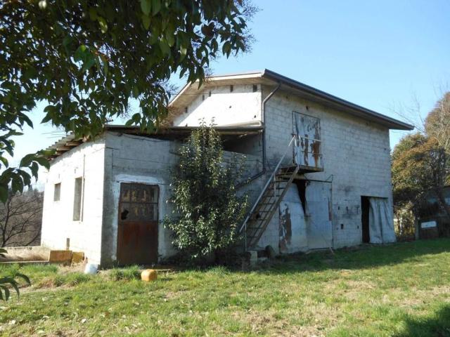 Rustico in vendita a Cusignana, Giavera Del Montello