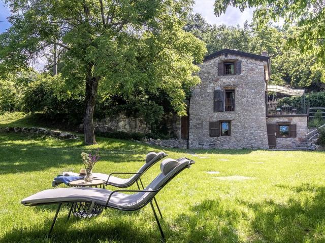 Rustico in vendita a San Zeno Di Montagna, Veneto