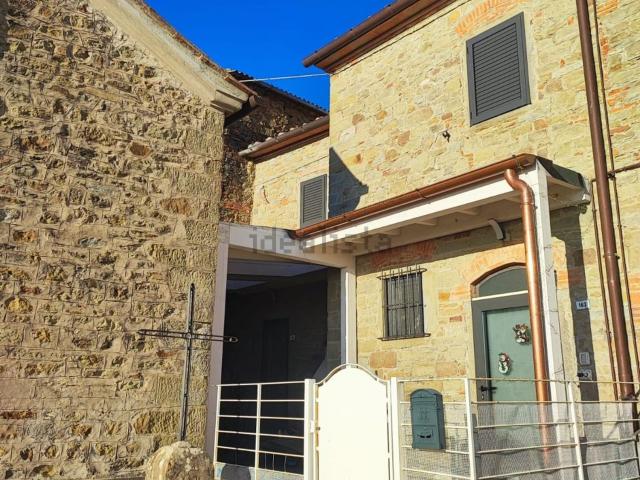 Rustico in vendita a Castelfranco Piandiscò, Toscana