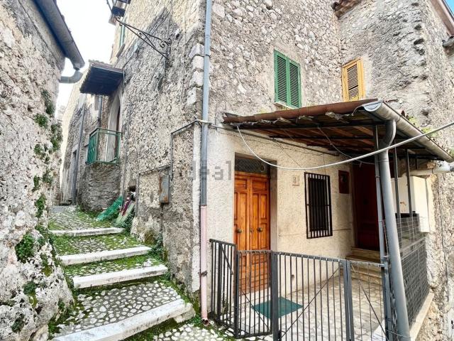 Rustico in vendita a Colle San Magno, Lazio