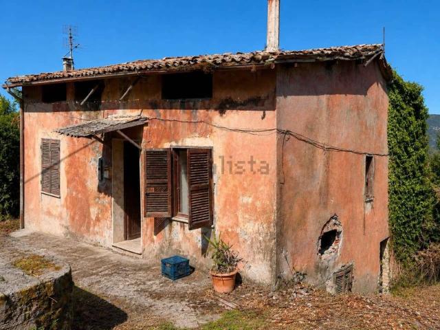 Rustico in vendita a Forma Focerale, Roma Capitale