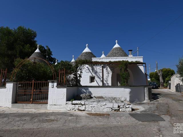 Rustico in vendita a Contrada Ronziello, Locorotondo