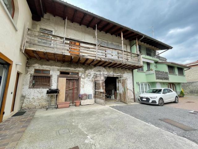 Rustico in vendita a Cenate Sotto, Lombardia