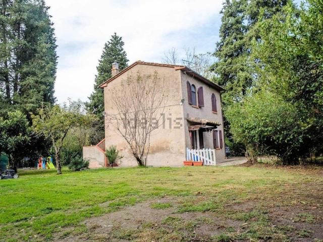 Rustico in vendita a Volterra, Pisa