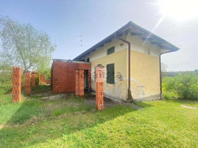 Rustico in vendita a Piemonte, Biella