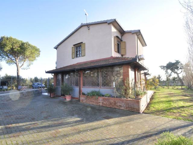 Rustico in vendita a La Sdriscia, Piombino