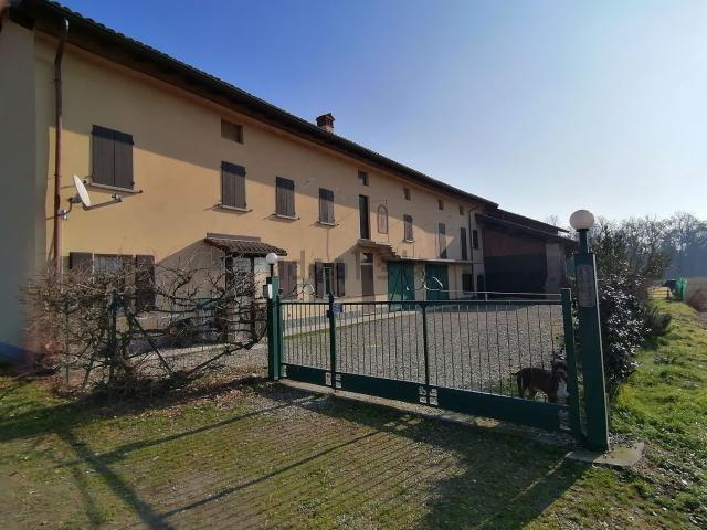 Rustico in vendita a Gambolò, Lombardia