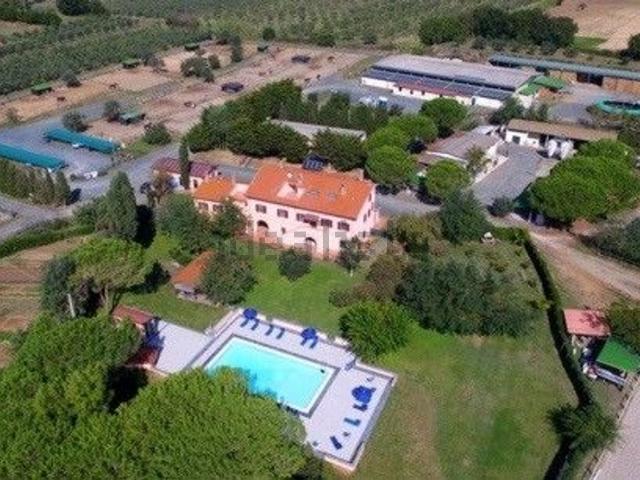 Rustico in vendita a Rosignano Marittimo, Toscana