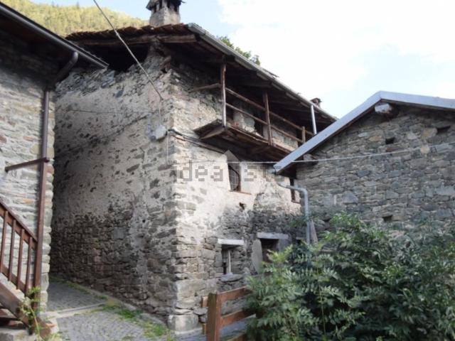 Rustico in vendita a Antey Saint André, Aosta