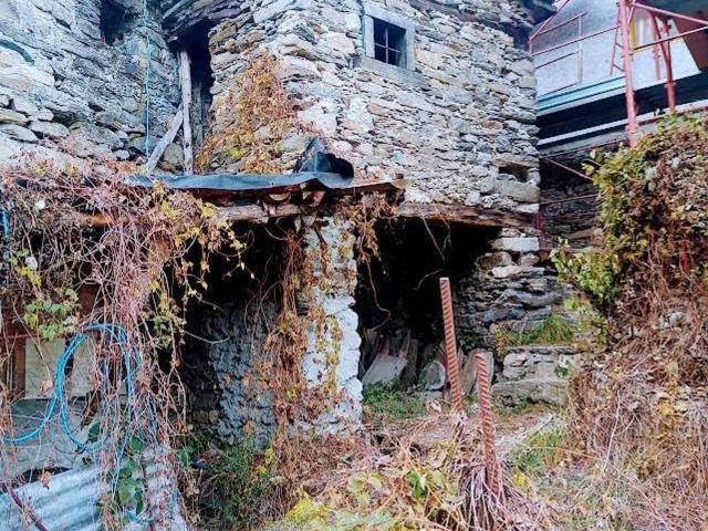 Rustico in vendita a Cimamulera, Piedimulera