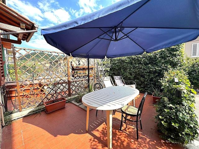 Rustico in vendita a Vaiano, Toscana