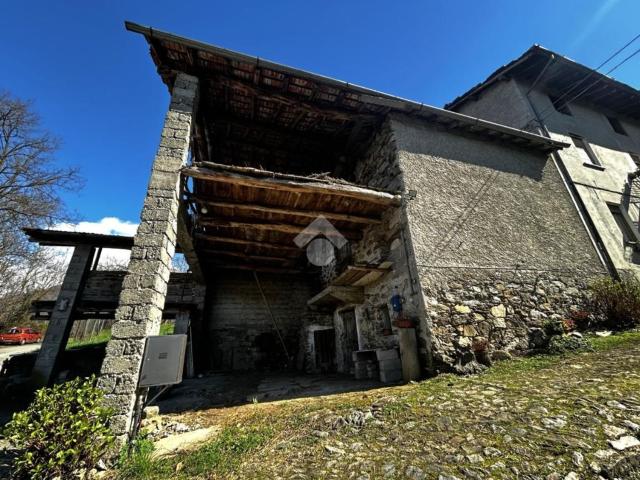 Rustico in vendita a Casa Bizzanelli, Colico