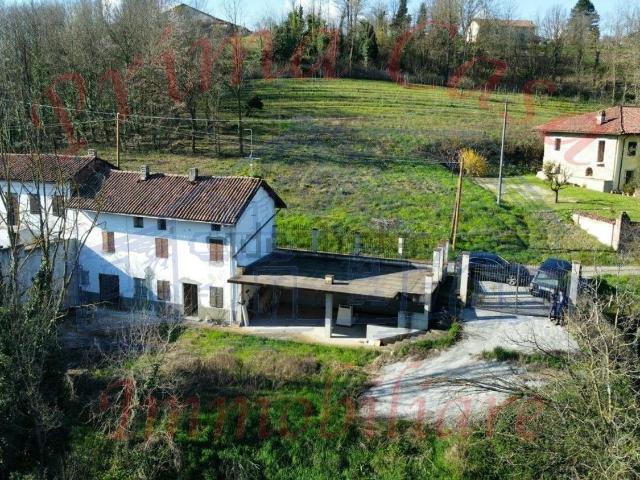 Rustico in vendita a Piemonte, Asti