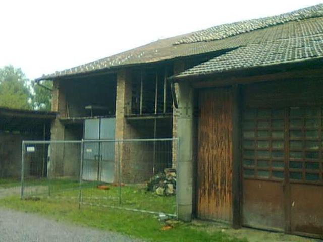 Rustico in vendita a Cascina del Pè, Faloppio