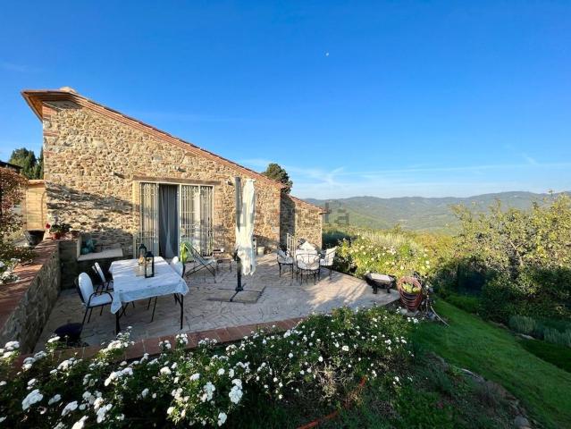 Rustico in vendita a Bucine, Toscana
