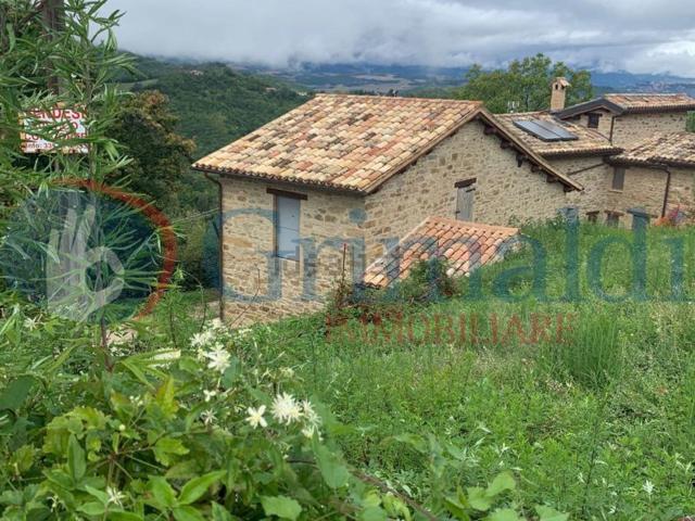 Rustico in vendita a Marche, Macerata
