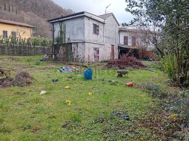 Rustico in vendita a Unione di comuni Montana Lunigiana, Bagnone