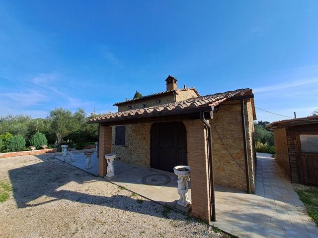 Rustico in vendita a Volterra, Pisa