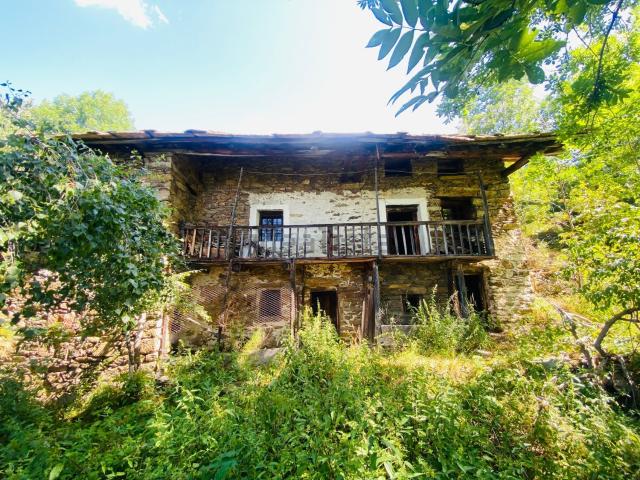Rustico in vendita a Fontainemore, Aosta
