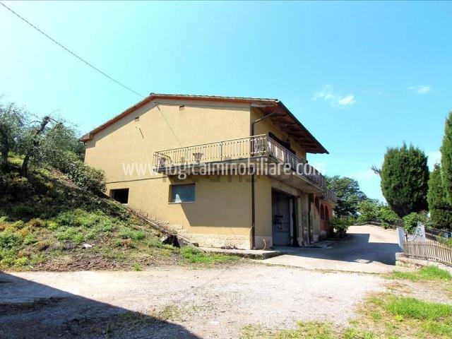 Rustico in vendita a Chiusi Città, Toscana