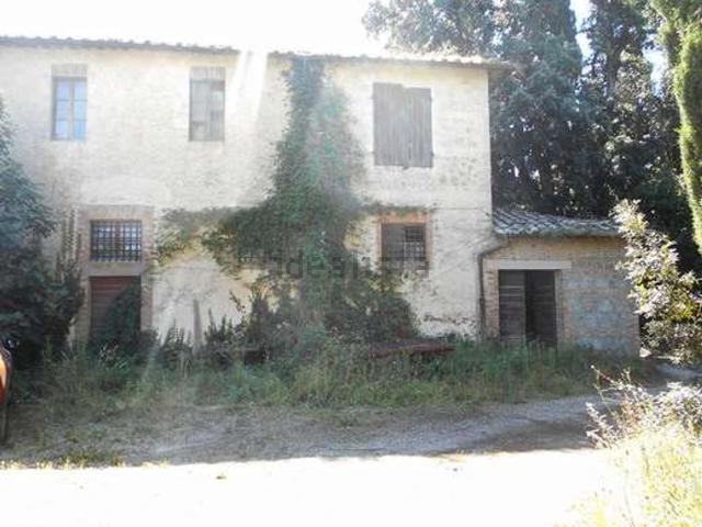 Rustico in vendita a Montalbuccio, Siena