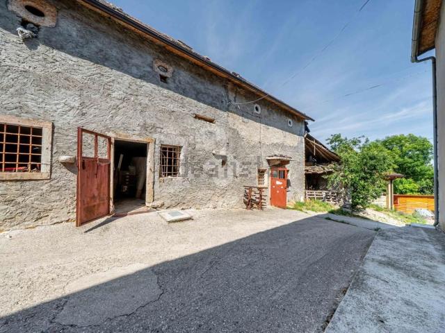 Rustico in vendita a Velo Veronese, Veneto