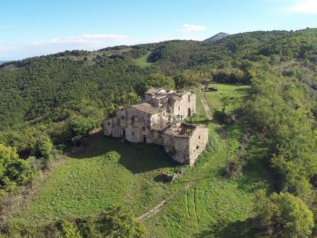 Rustico in vendita a Umbertide, Umbria