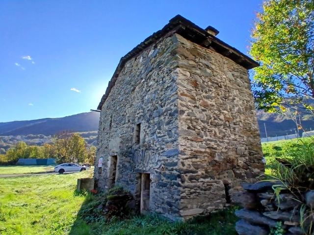 Rustico in vendita a Albosaggia, Lombardia