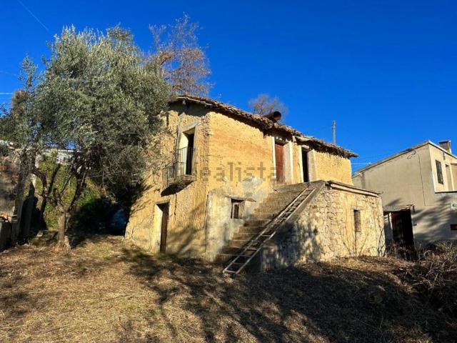 Rustico in vendita a Turrivalignani, Abruzzo
