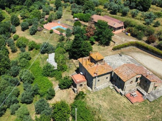 Rustico in vendita a Unione di Comuni Valdarno e Valdisieve, Reggello