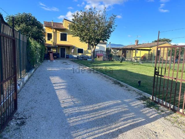 Rustico in vendita a Montefalco, Umbria