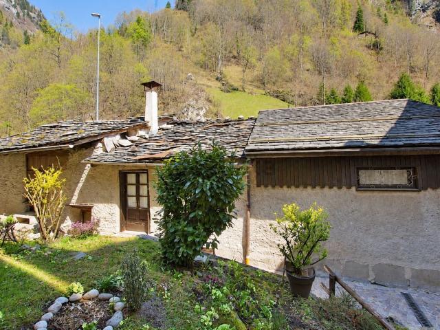 Rustico in vendita a Cagnoli, Branzi