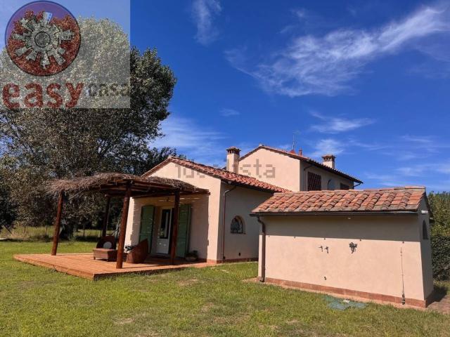 Rustico in vendita a Torre del Lago Puccini, Viareggio