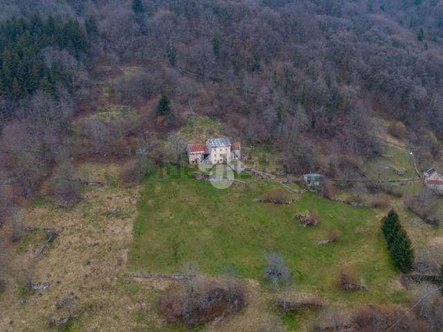 Rustico in vendita a Roverè Veronese, Veneto