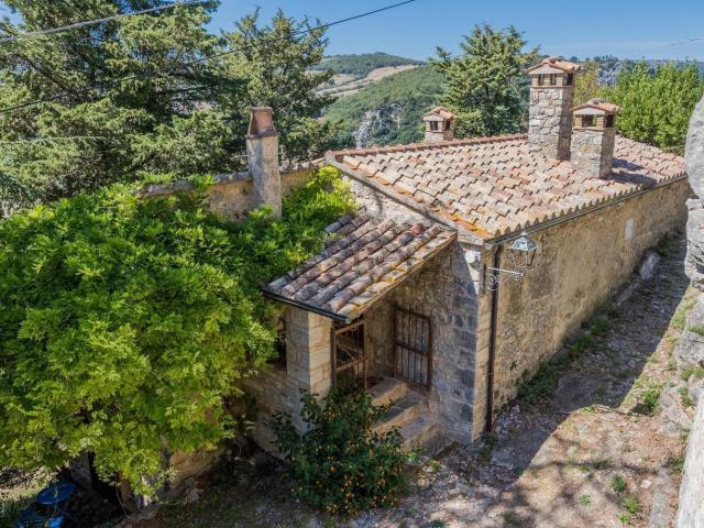 Rustico in vendita a Rocchette di Fazio, Semproniano